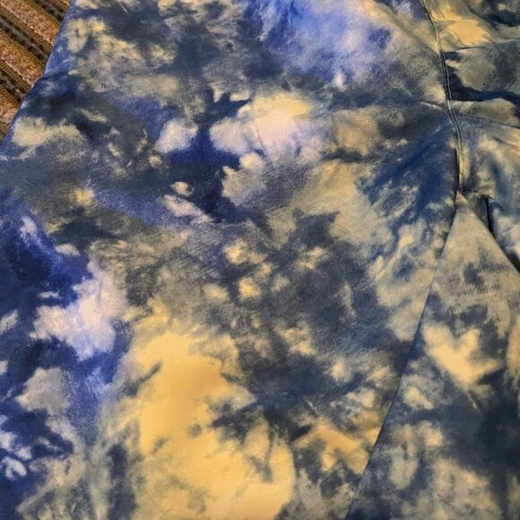 Tie Dye Lined Swim Trunk 10/12 - Picture 10 of 12